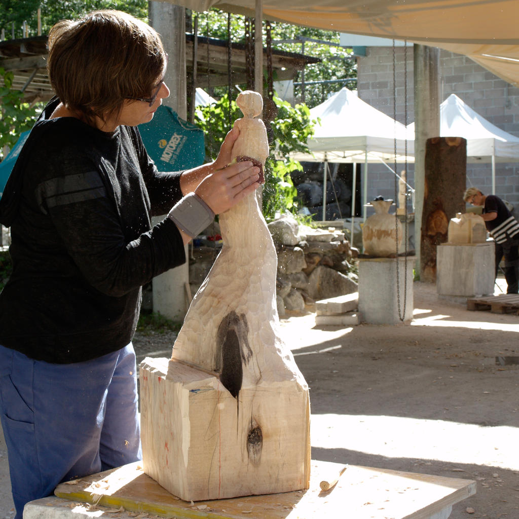 Semaine Dinitiation à La Sculpture Sur Bois Scuola Di Scultura