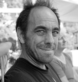Raphael Schneider